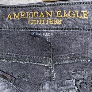 American Eagle size 4 black denim jeans